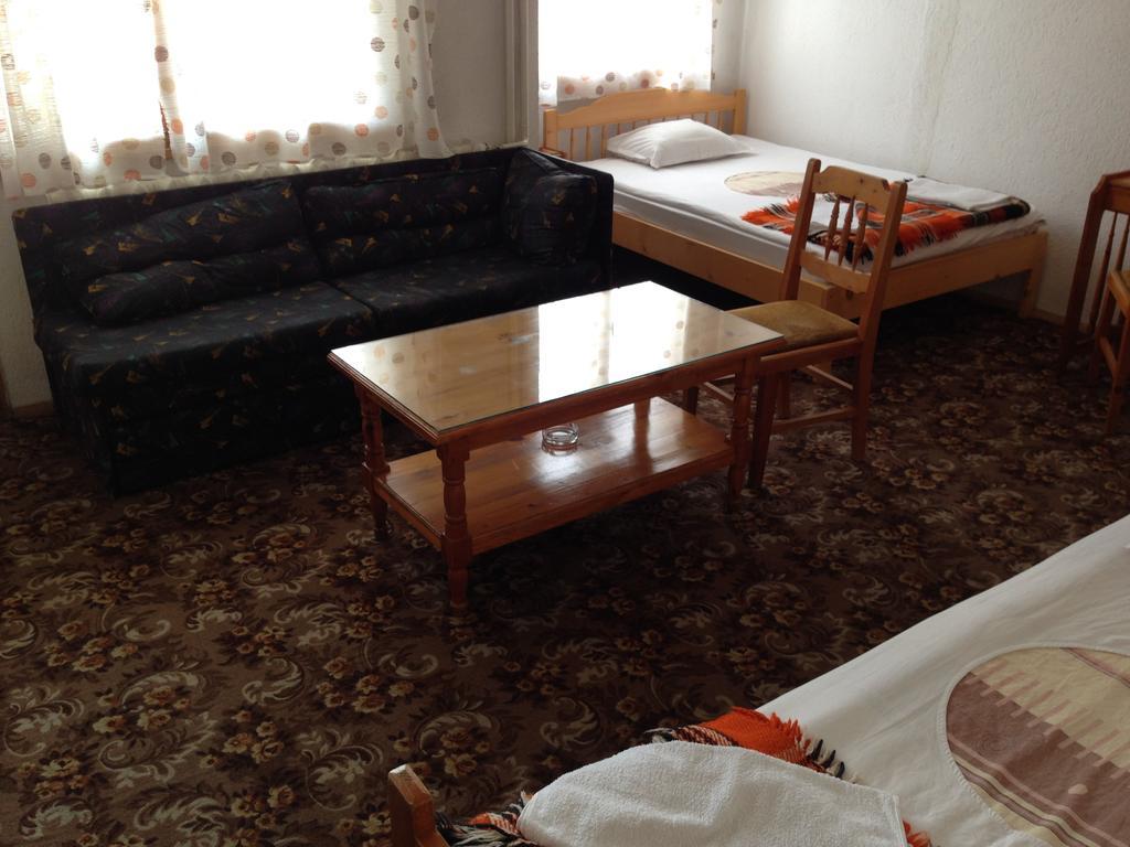 Katerina Family Hotel Smolyan Chambre photo